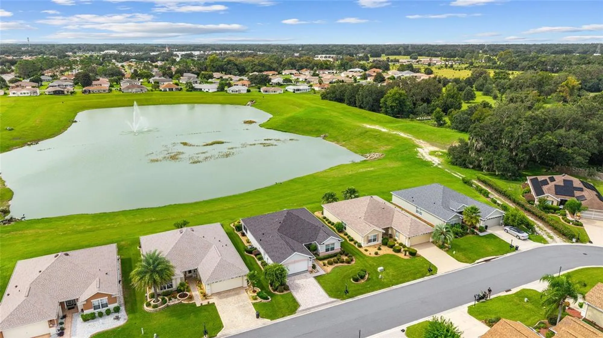 Property Slideshow image 12 of 66 | 13430 se 86th cir, Summerfield, FL, 34491