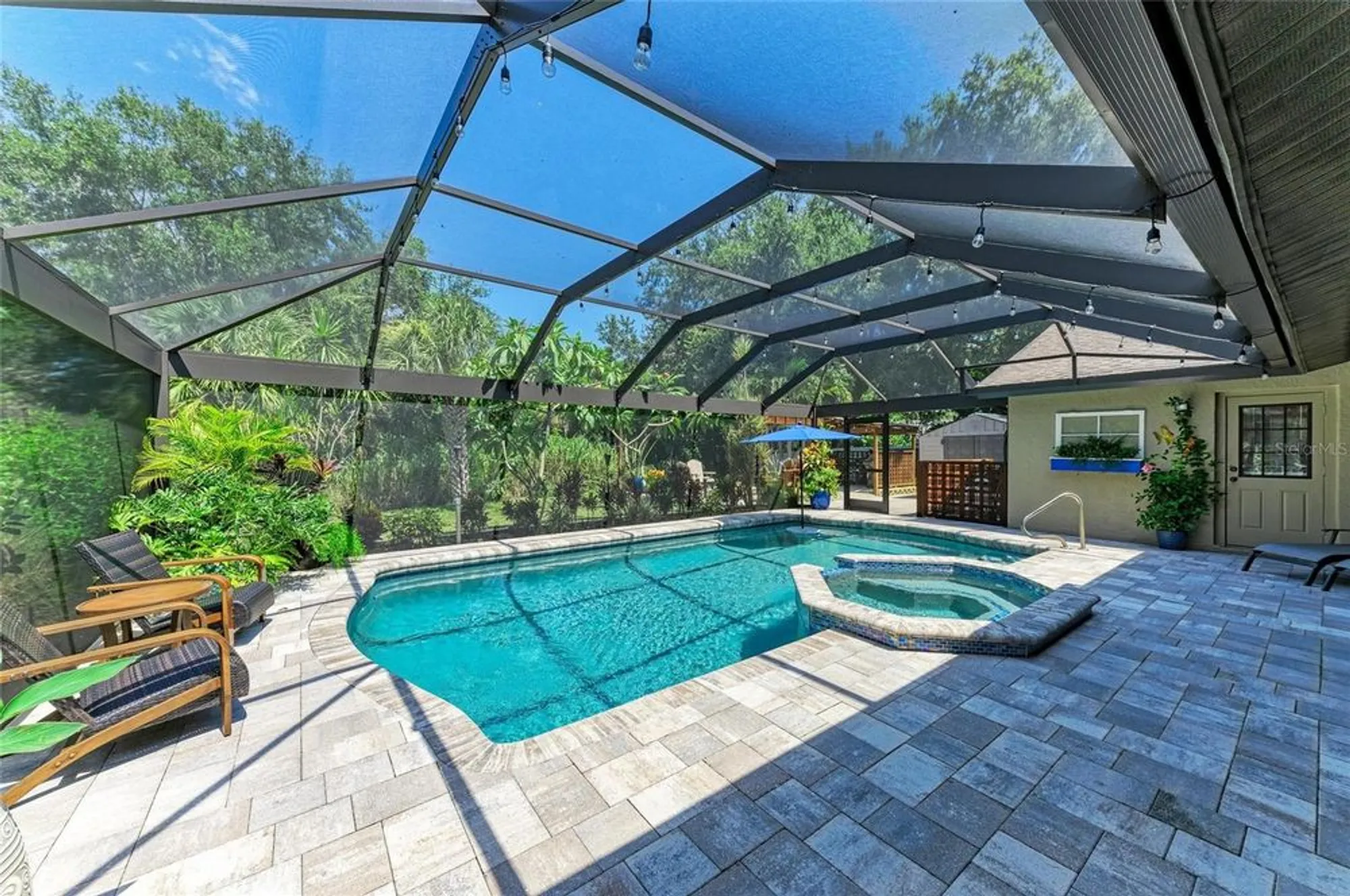 Property Slideshow image 54 of 69 | 8416 palm lakes ct, Sarasota, FL, 34243