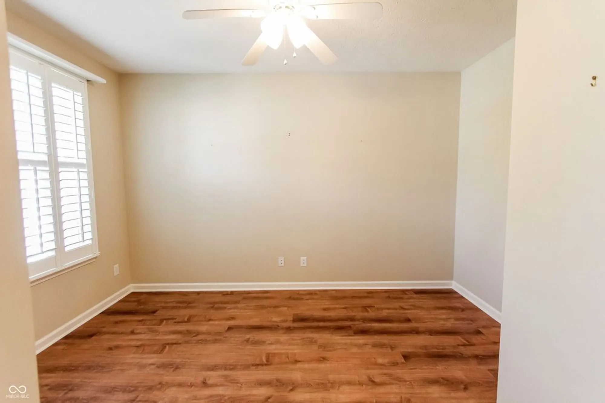 Property Slideshow image 14 of 52 | 15935 lambrusco way, Fishers, IN, 46037