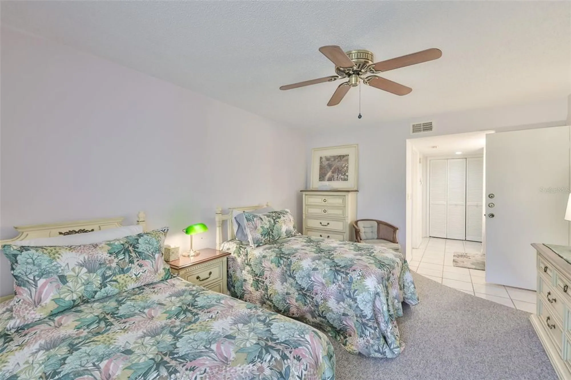 Property Slideshow image 9 of 46 | 1305 spry ct, Sun City Center, FL, 33573