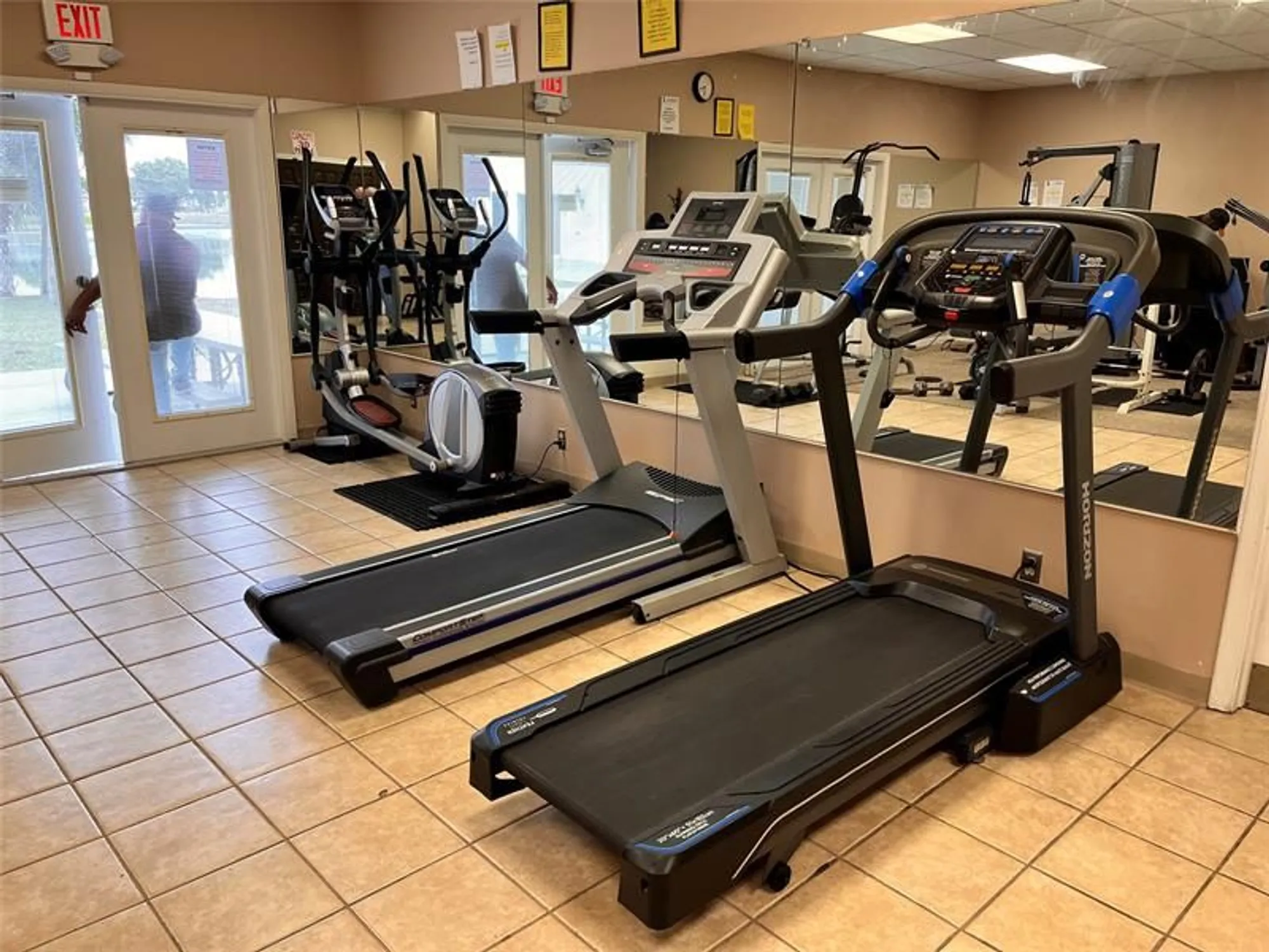 Property Slideshow image 12 of 19 | 4851 nw 21st st 105, Lauderhill, FL, 33313