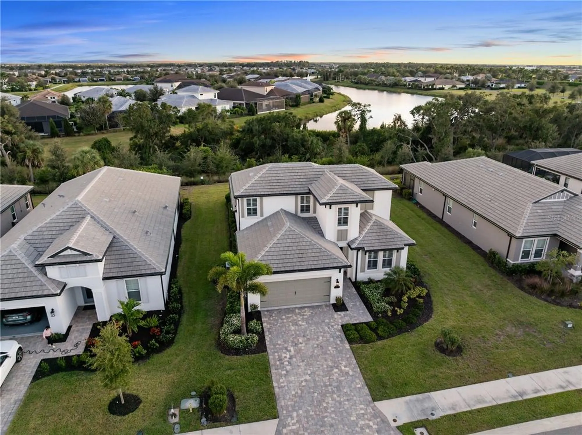Property Slideshow image 6 of 99 | 16804 savory mist cir, Bradenton, FL, 34211