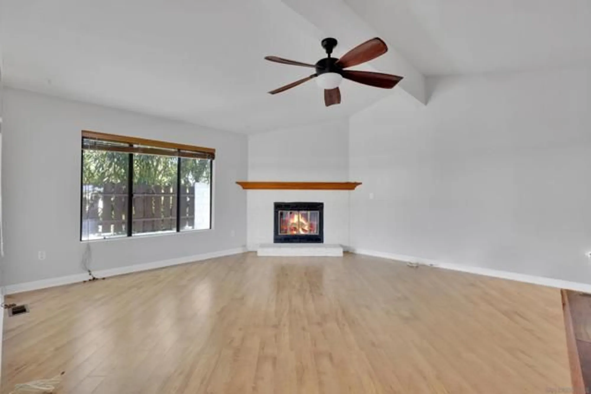 Property Slideshow image 13 of 45 | 38020 calle confite, Murrieta, CA, 92563