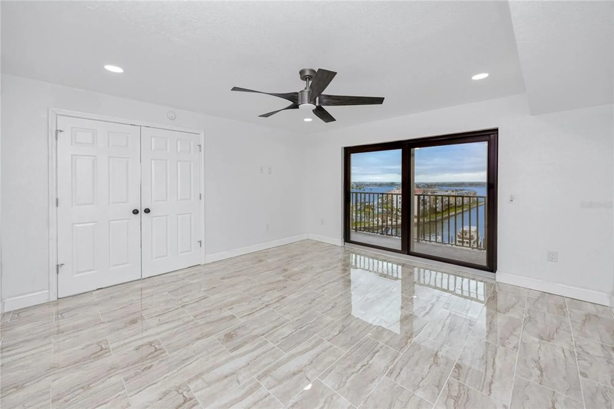 Property Slideshow image 25 of 54 | 7300 sun island dr 706, South Pasadena, FL, 33707