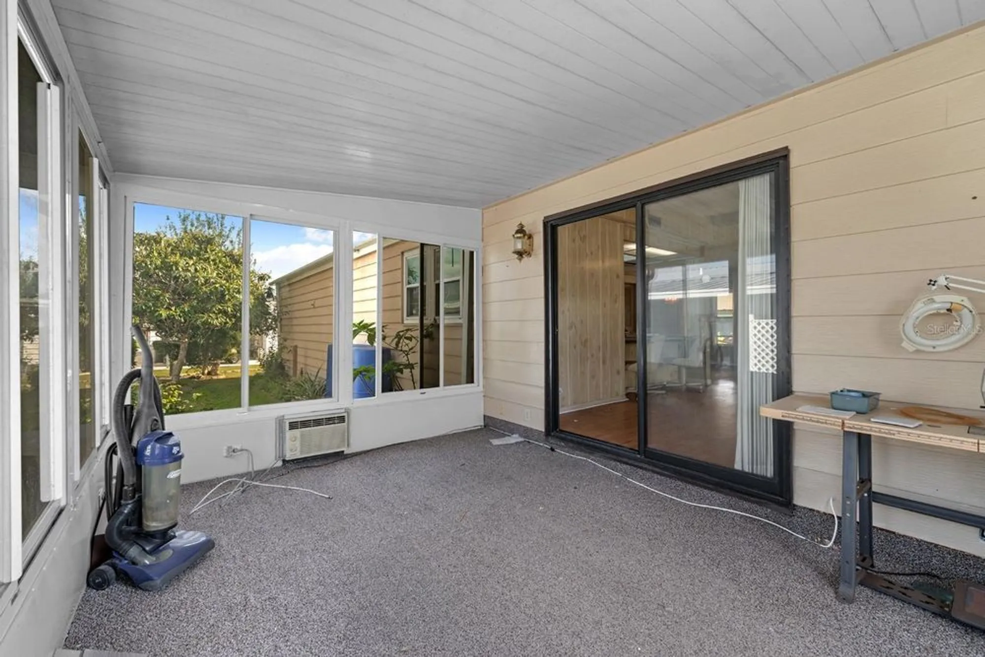 Property Slideshow image 16 of 28 | 5082 fox cliff dr, Lakeland, FL, 33810