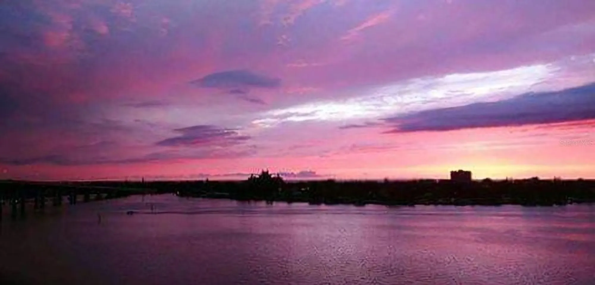 Property Slideshow image 1 of 28 | 6265 sun blvd apt 806, St Petersburg, FL, 33715