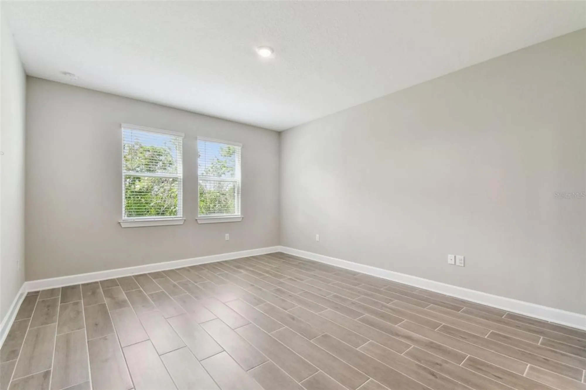 Property Slideshow image 22 of 62 | 620 nasturtium ct, Nokomis, FL, 34275