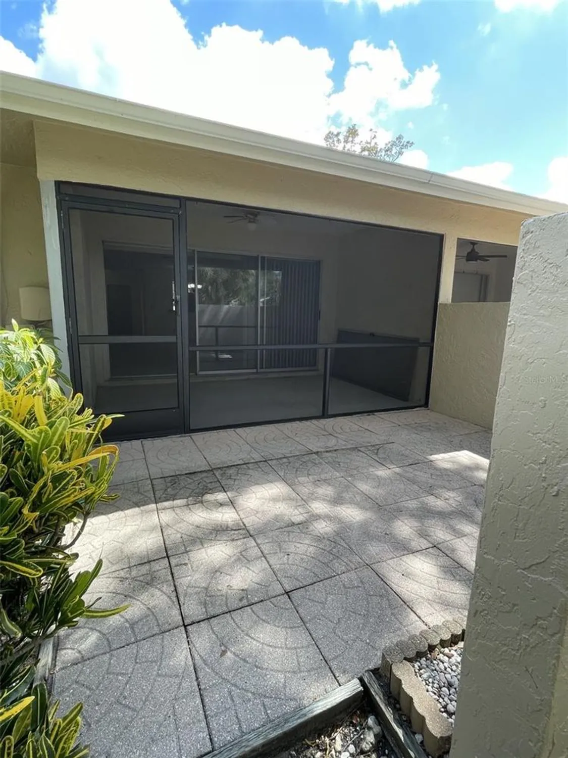 Property Slideshow image 5 of 59 | 7030 w country club dr n # 128, Sarasota, FL, 34243