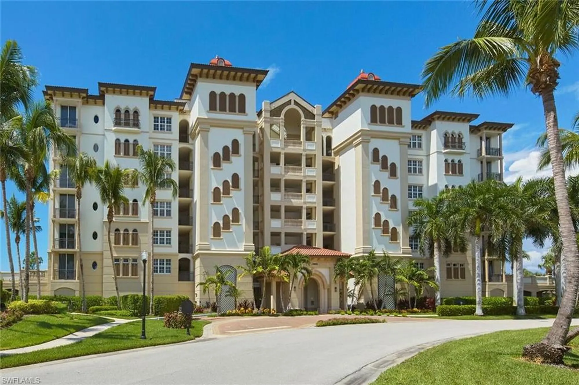 Property Slideshow image 21 of 24 | 24011 via castella dr 2402, Bonita Springs, FL, 34134