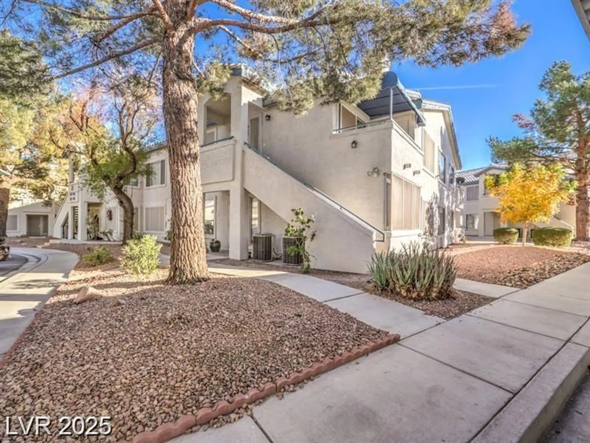 Property Slideshow image 7 of 41 | 3425 e russell rd 164, Las Vegas, NV, 89120