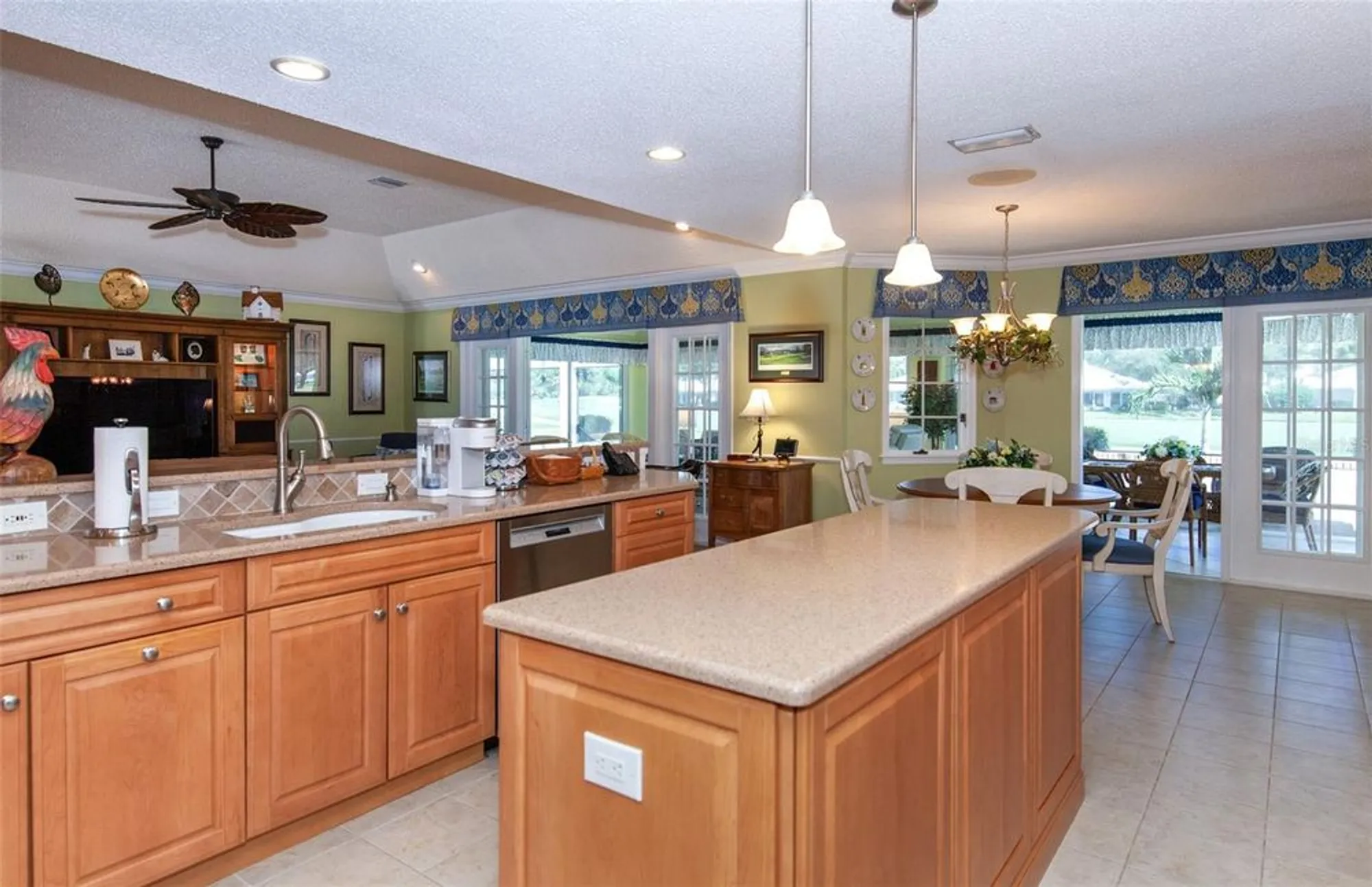 Property Slideshow image 27 of 77 | 810 carnoustie dr, Venice, FL, 34293