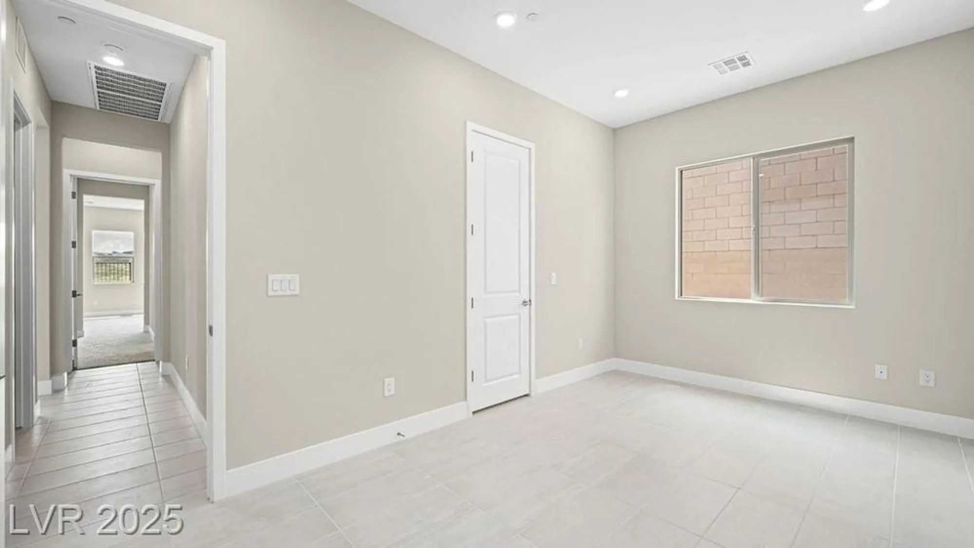 Property Slideshow image 43 of 56 | 235 paraggi bay dr, Henderson, NV, 89011