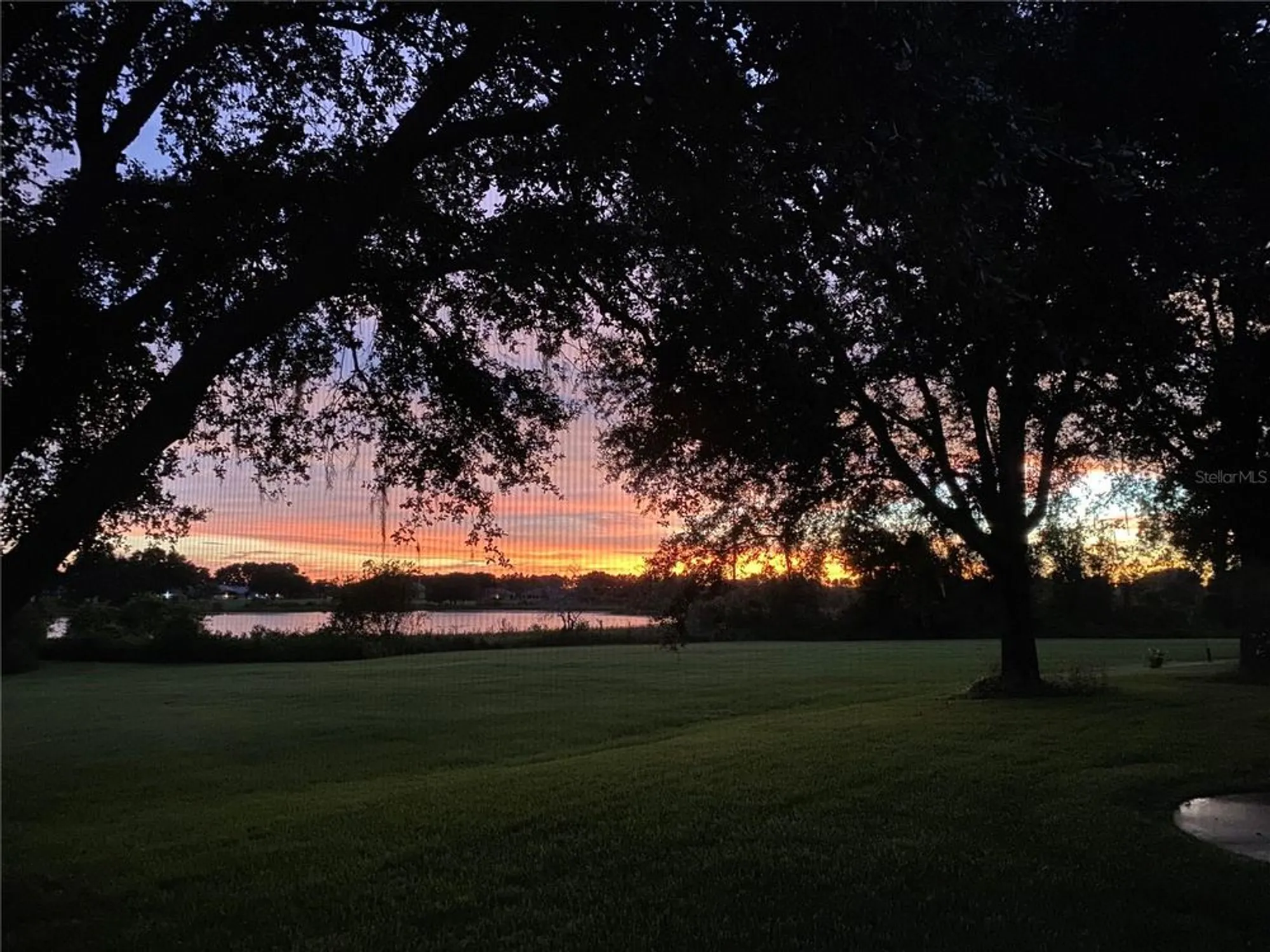 Property Slideshow image 32 of 49 | 22125 draw bridge dr, Leesburg, FL, 34748