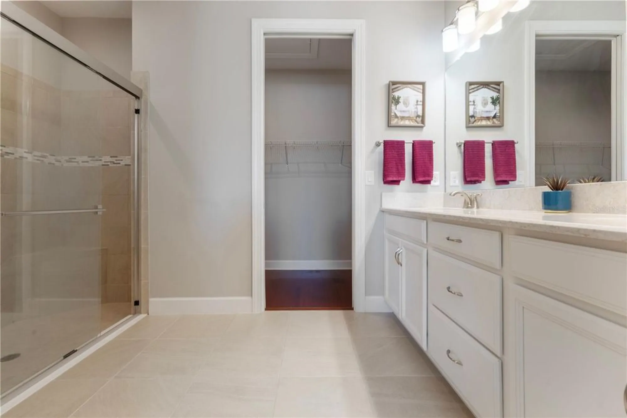 Property Slideshow image 21 of 49 | 3312 francoa dr, Odessa, FL, 33556