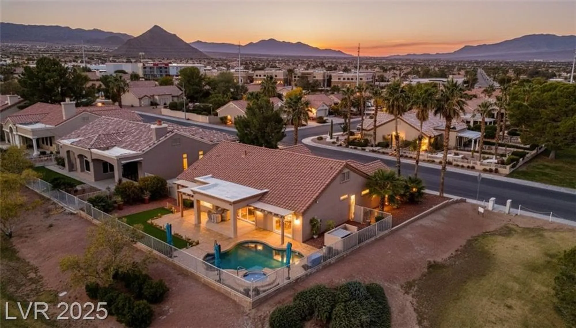 Property Slideshow image 32 of 32 | 9101 villa ridge dr, Las Vegas, NV, 89134
