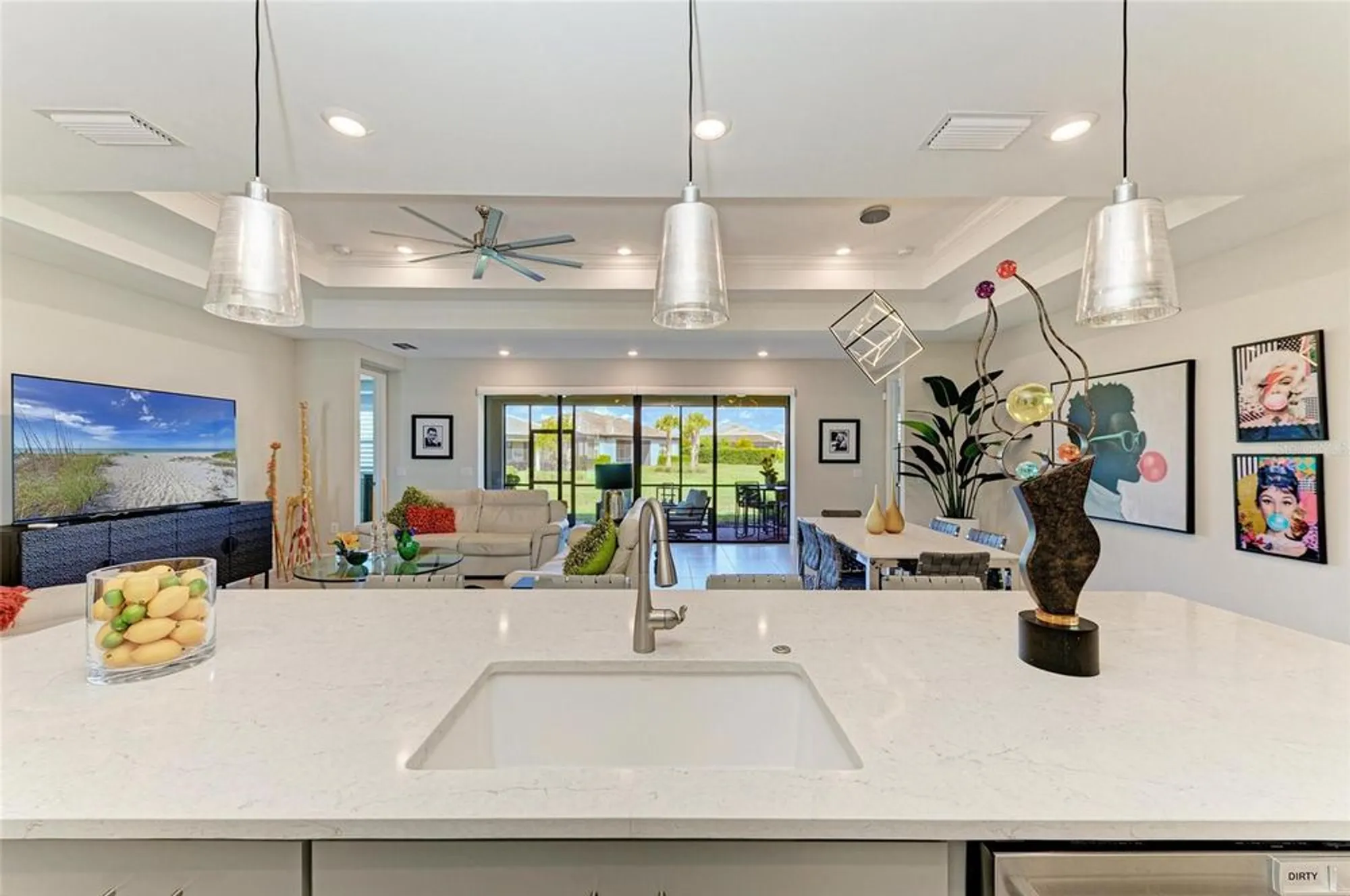 Property Slideshow image 24 of 70 | 7136 summerland cv, Bradenton, FL, 34202
