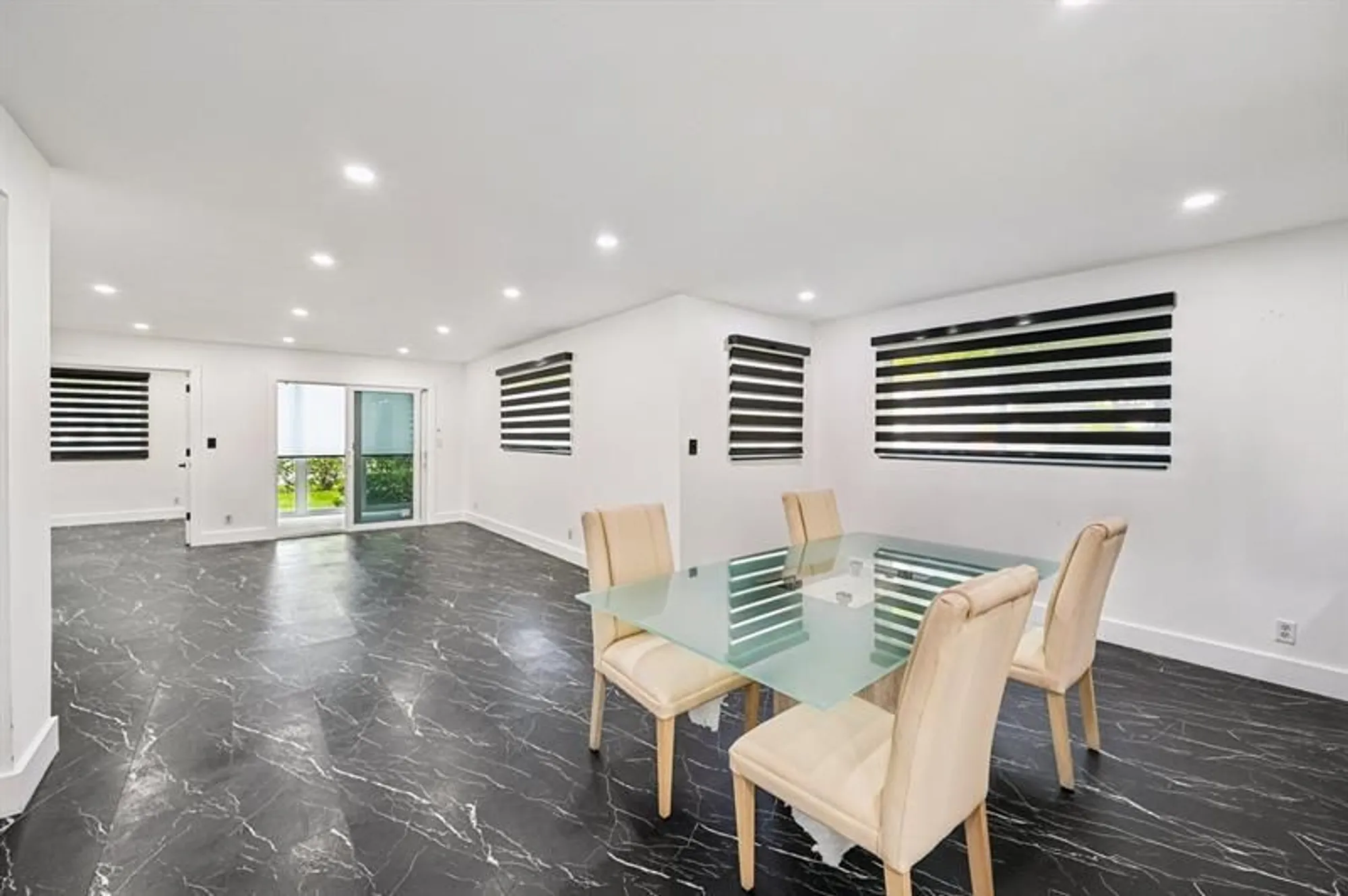 Property Slideshow image 20 of 44 | 1601 abaco dr m1, Coconut Creek, FL, 33066