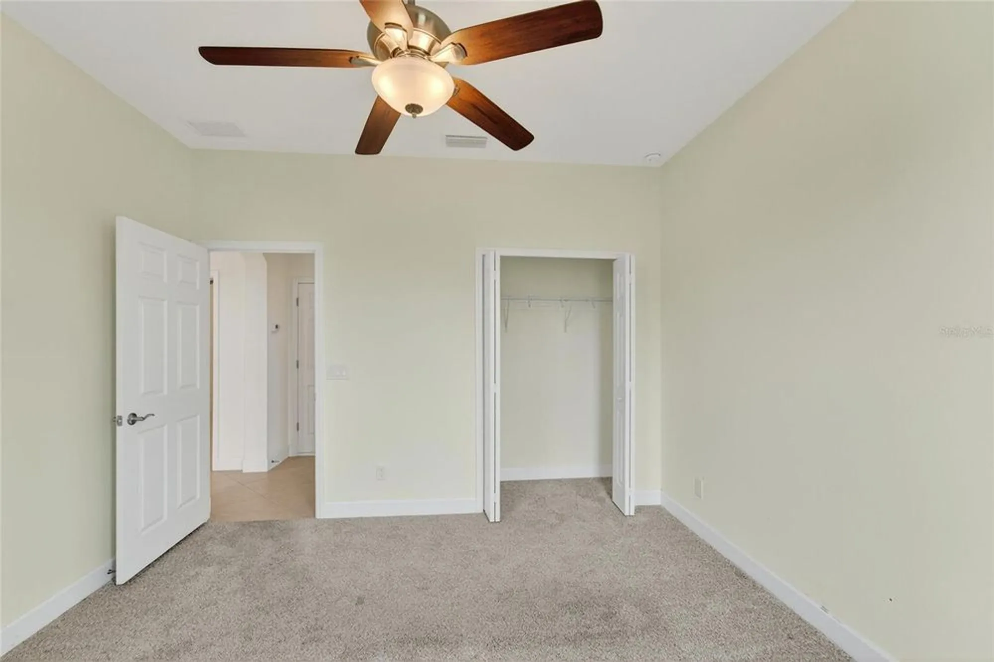 Property Slideshow image 12 of 64 | 2226 nottingham greens dr, Sun City Center, FL, 33573