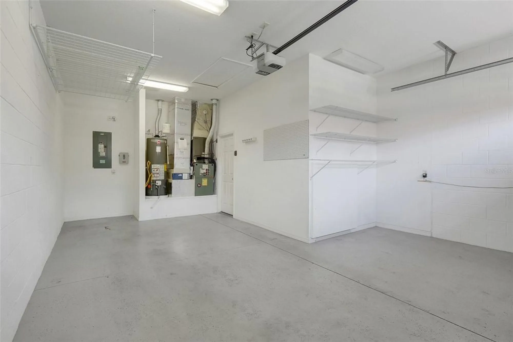 Property Slideshow image 36 of 46 | 1042 avenida sonoma, Lady Lake, FL, 32159