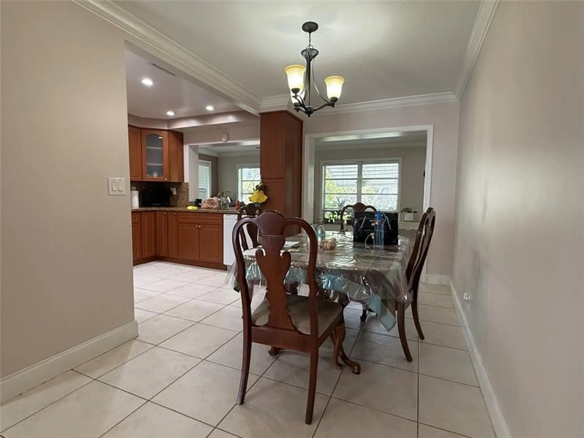 Property Slideshow image 3 of 17 | 1400 nw 67th ter, Margate, FL, 33063