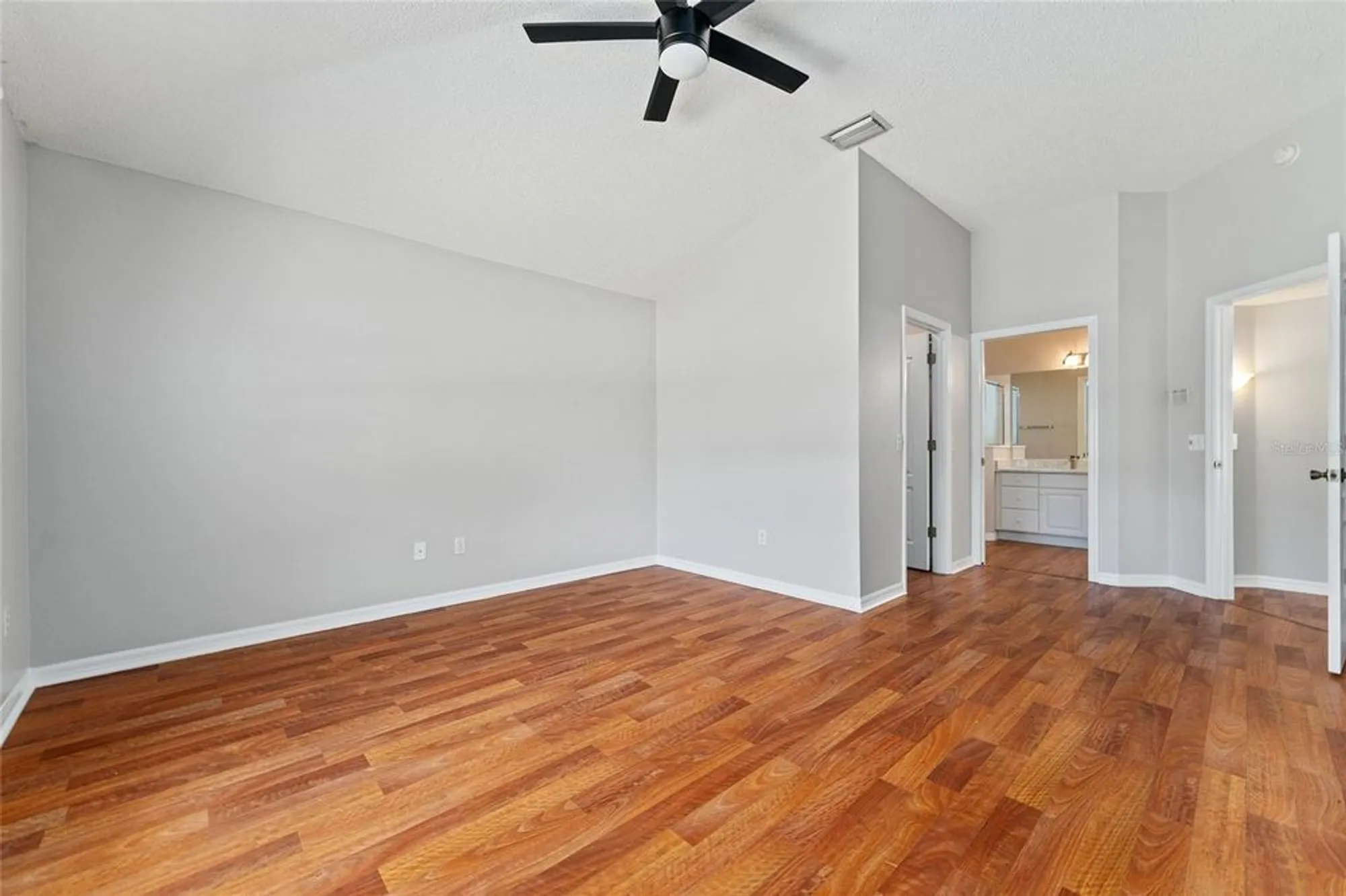 Property Slideshow image 29 of 50 | 2461 merida cir, The Villages, FL, 32162