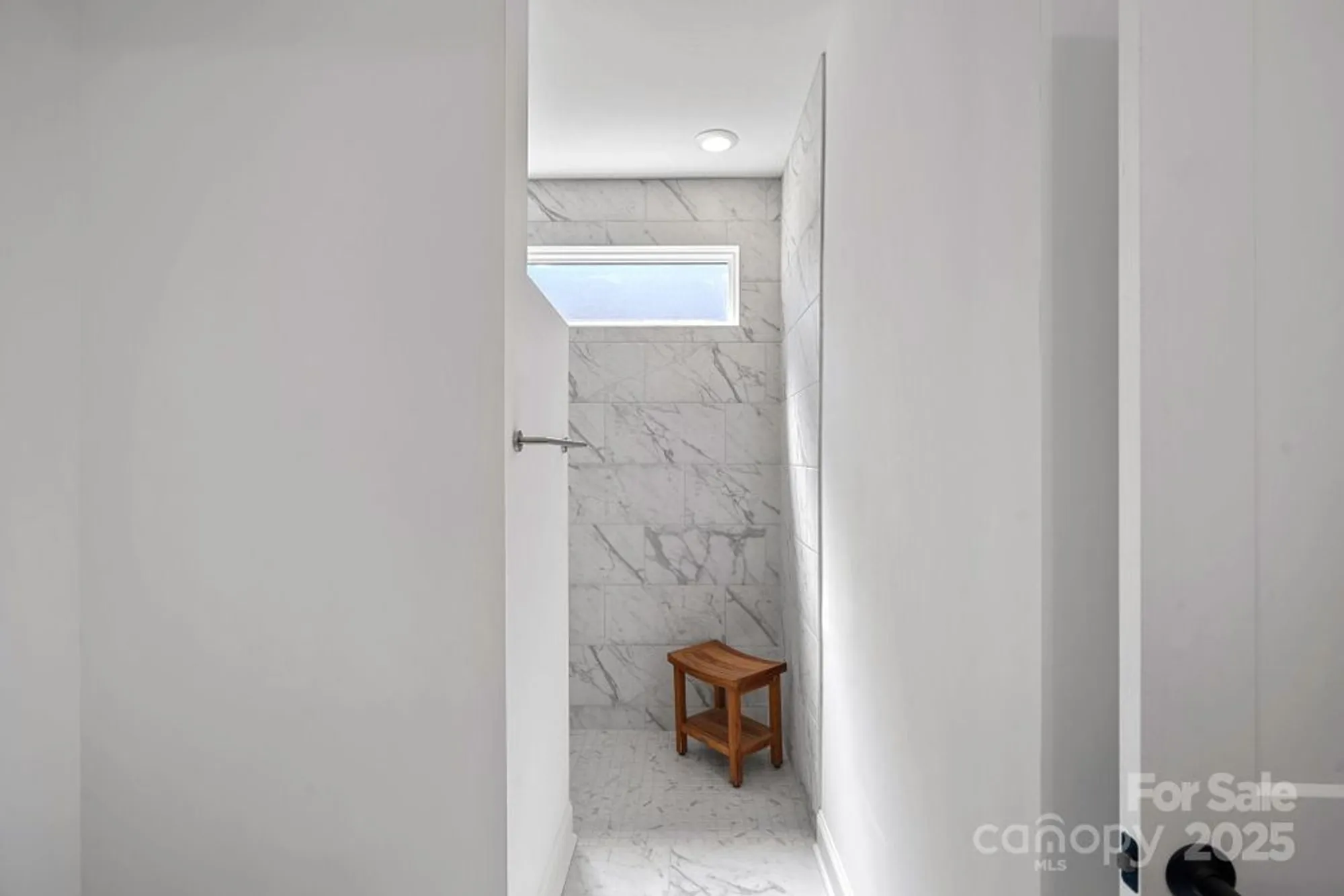 Property Slideshow image 26 of 39 | 218 alenda lux cir, Mooresville, NC, 28115