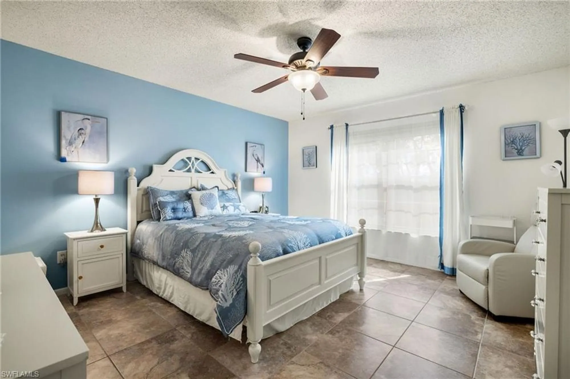 Property Slideshow image 13 of 27 | 1340 s brandywine cir apt 3, Fort Myers, FL, 33919