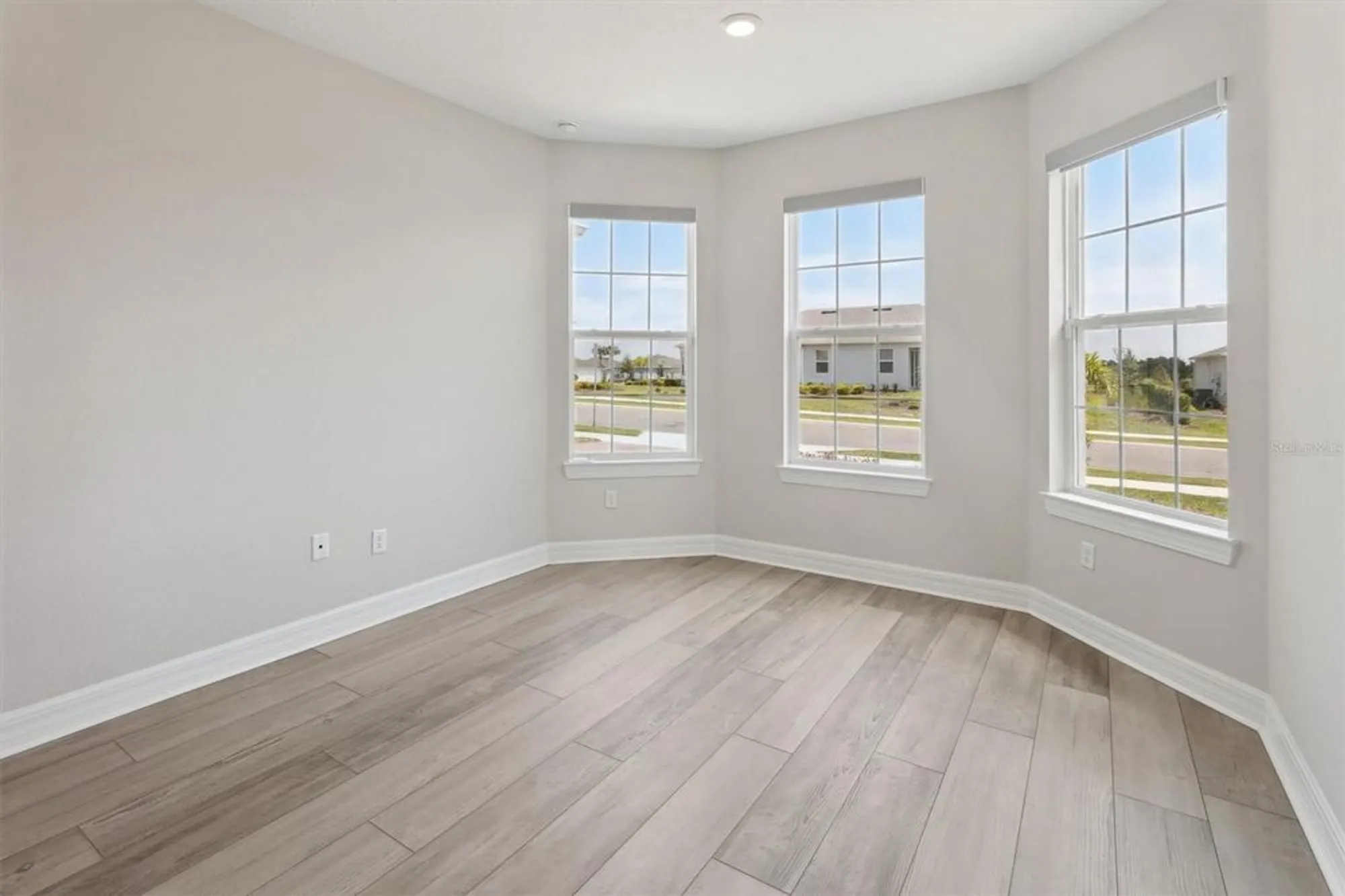 Property Slideshow image 25 of 37 | 2797 top hill ct, Minneola, FL, 34715