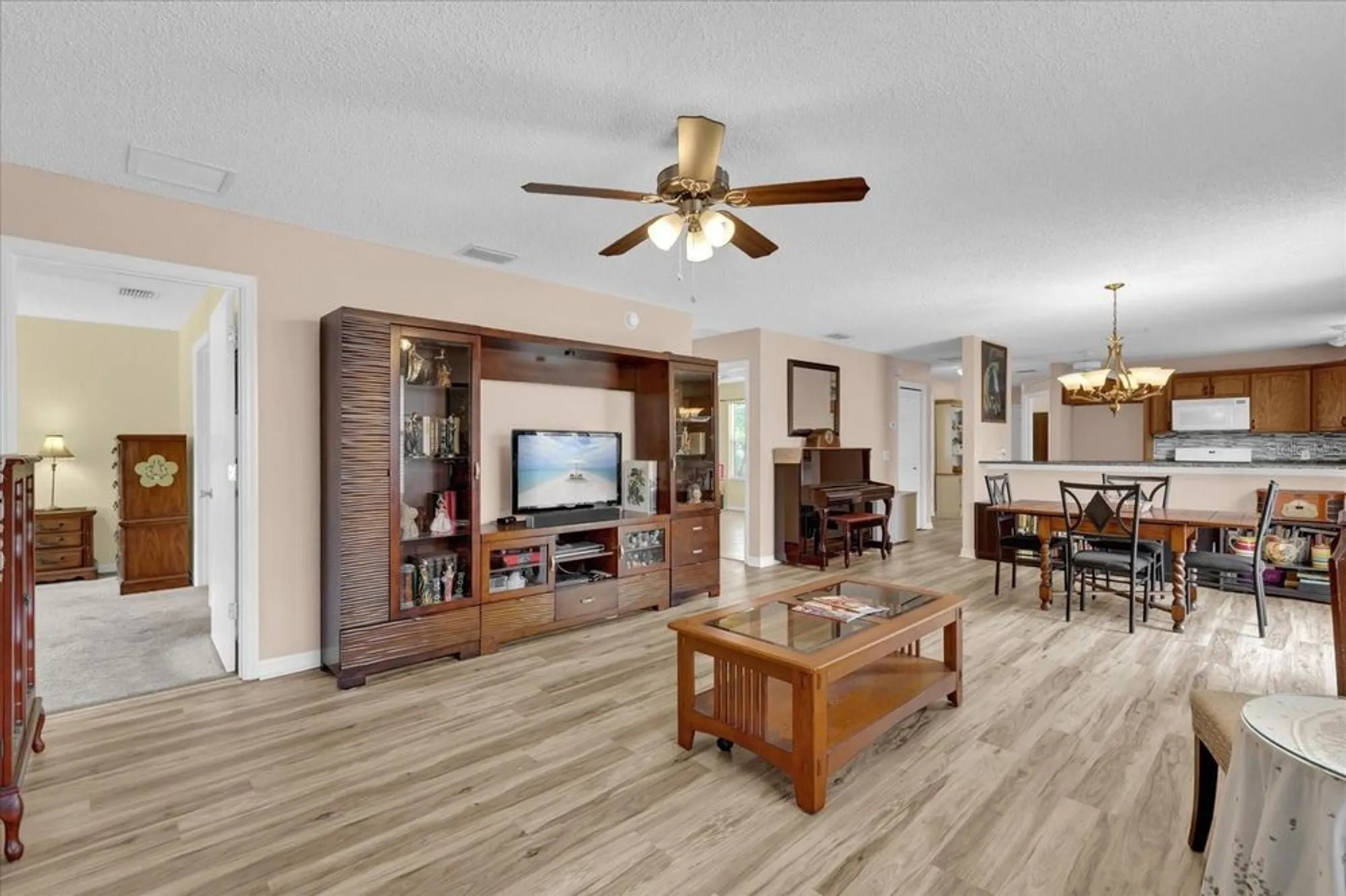 Property Slideshow image 5 of 36 | 8932 se 168th sedgwick pl, The Villages, FL, 32162