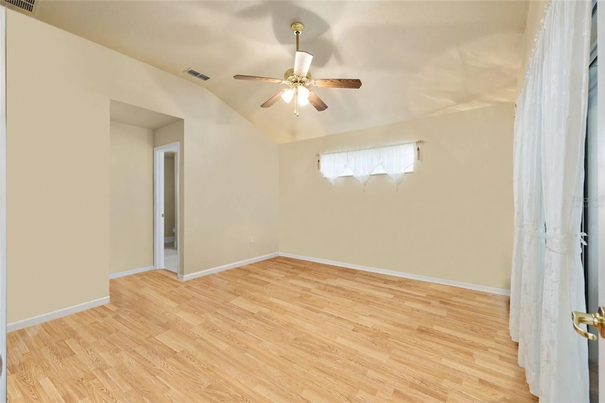 Property Slideshow image 15 of 71 | 11410 sw 69th cir, Ocala, FL, 34476