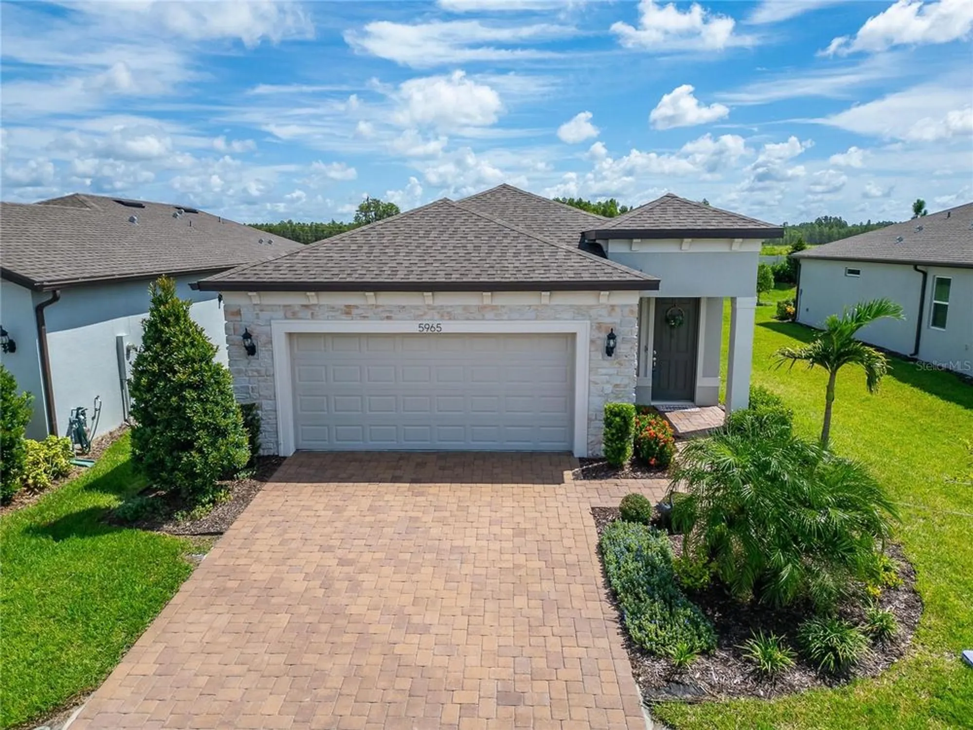 Property Slideshow image 1 of 49 | 5965 shorebird br, Land O Lakes, FL, 34638