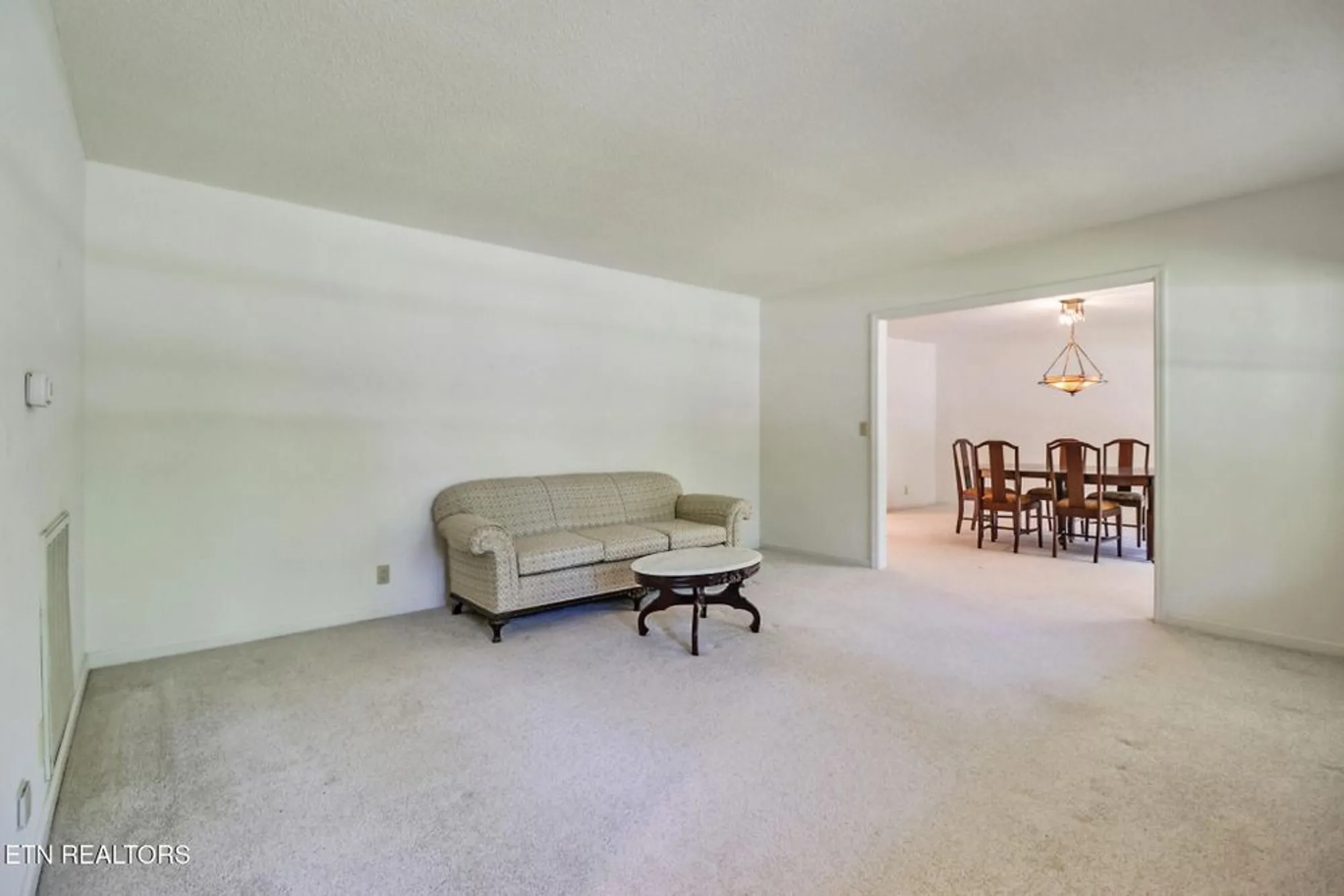 Property Slideshow image 27 of 55 | 11 kingsboro ln, Crossville, TN, 38558