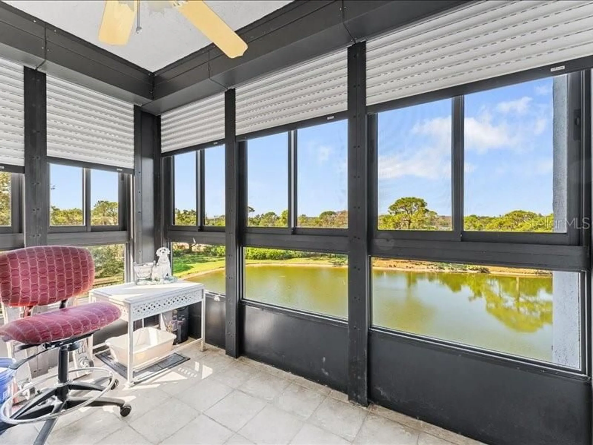 Property Slideshow image 32 of 47 | 8186 terrace garden dr n unit 401, Saint Petersburg, FL, 33709