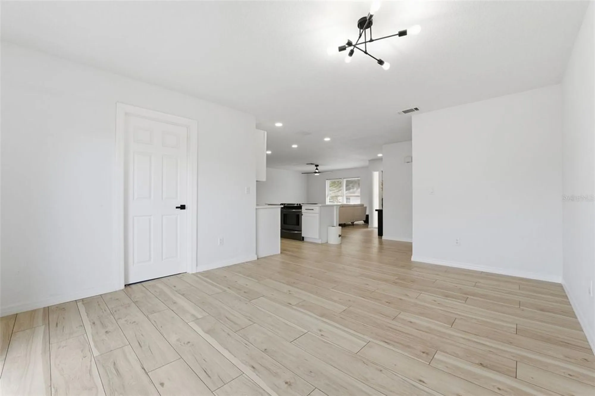 Property Slideshow image 13 of 22 | 8025 san fernando dr, Port Richey, FL, 34668