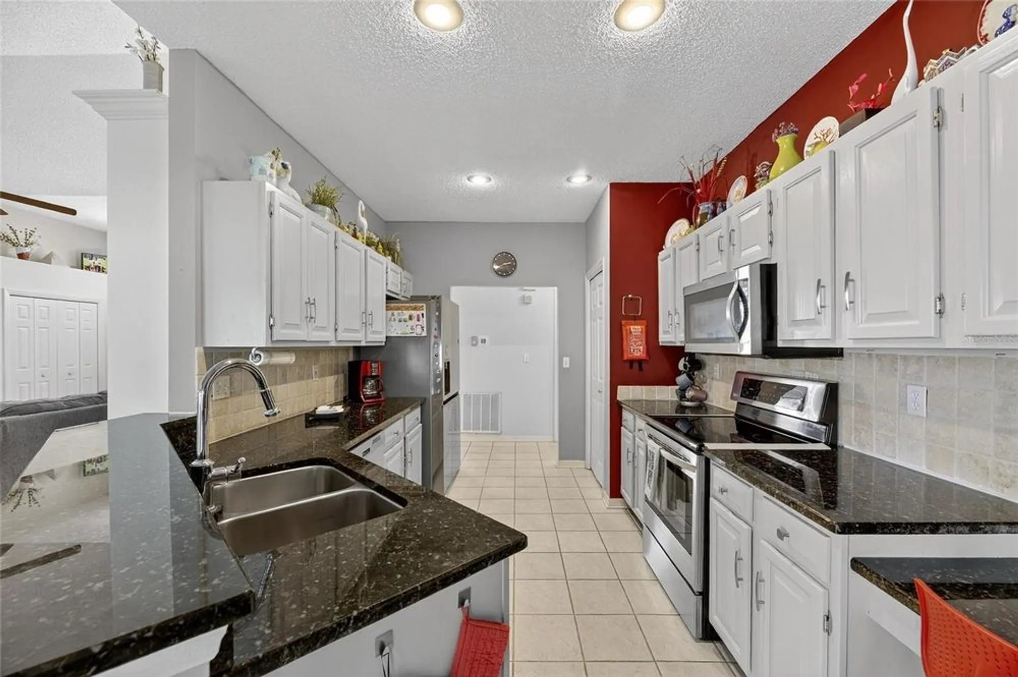 Property Slideshow image 26 of 68 | 2307 platinum dr, Sun City Center, FL, 33573