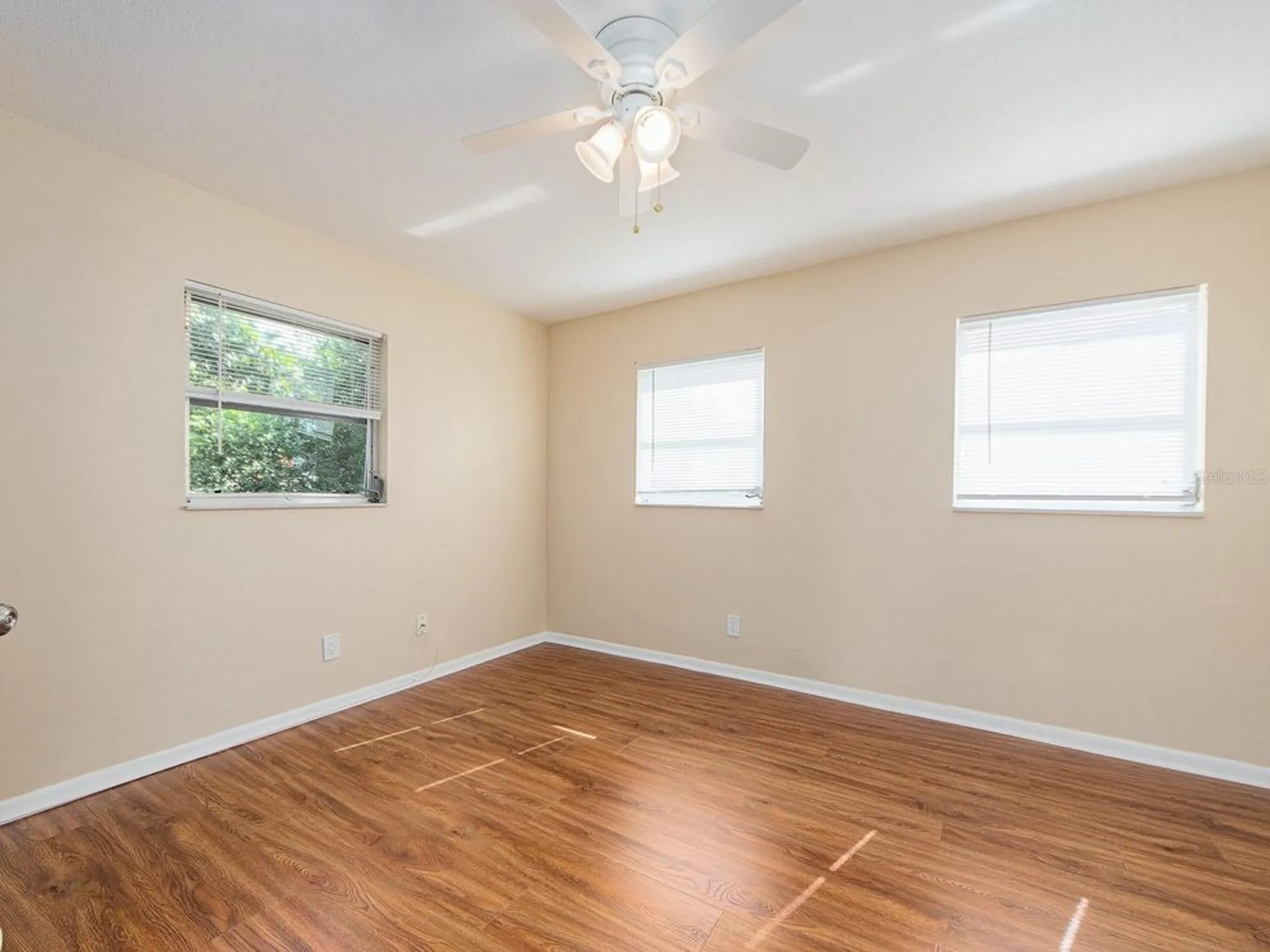 Property Slideshow image 15 of 30 | 9157 140th way, Seminole, FL, 33776