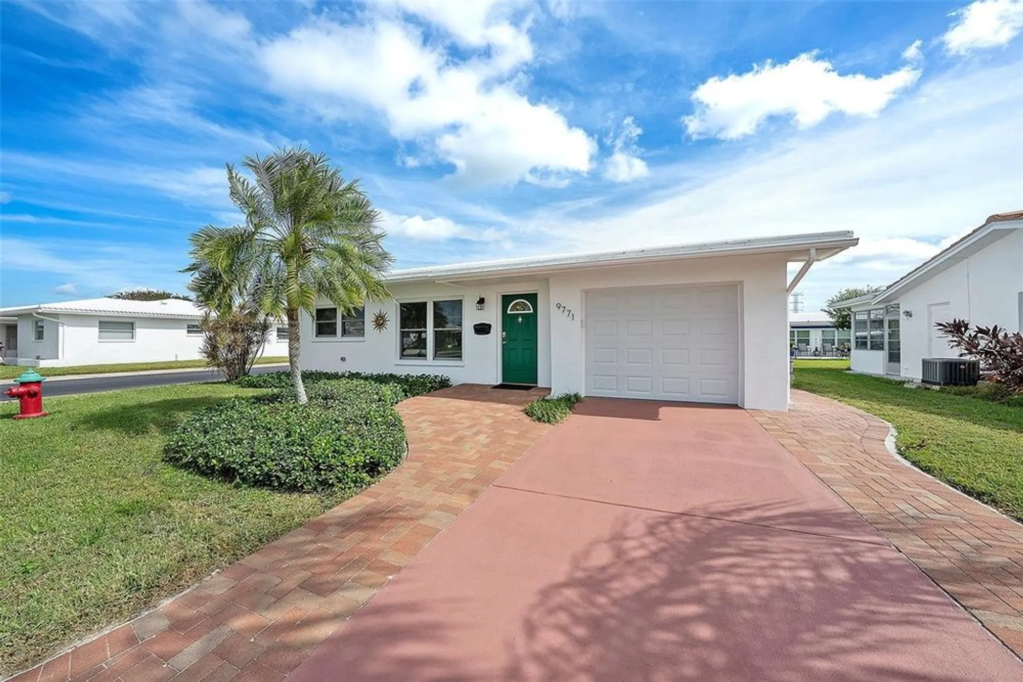 Property Slideshow image 2 of 26 | 9771 37th st n # 4, Pinellas Park, FL, 33782
