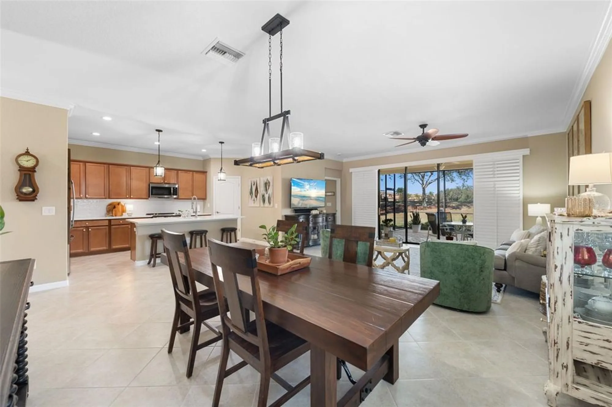 Property Slideshow image 3 of 54 | 7027 quiet creek dr, Bradenton, FL, 34212