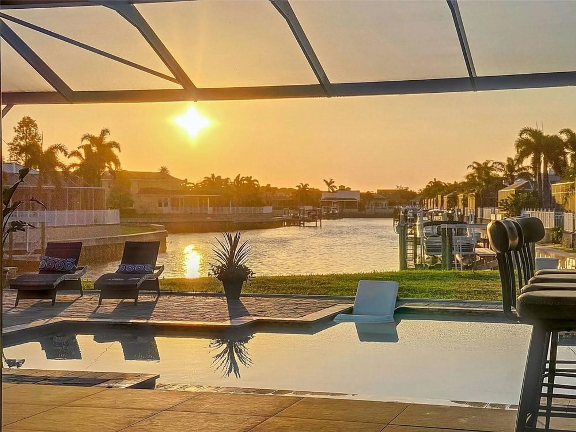 Property Slideshow image 12 of 88 | 5603 tybee island dr, Apollo Beach, FL, 33572