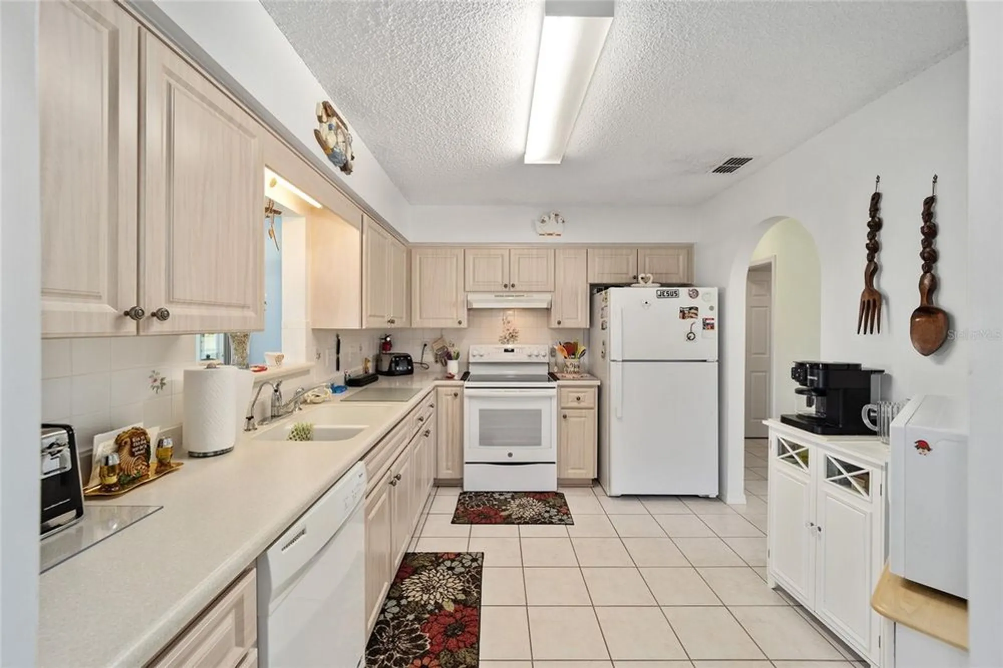 Property Slideshow image 9 of 54 | 10551 se 179th ln, Summerfield, FL, 34491