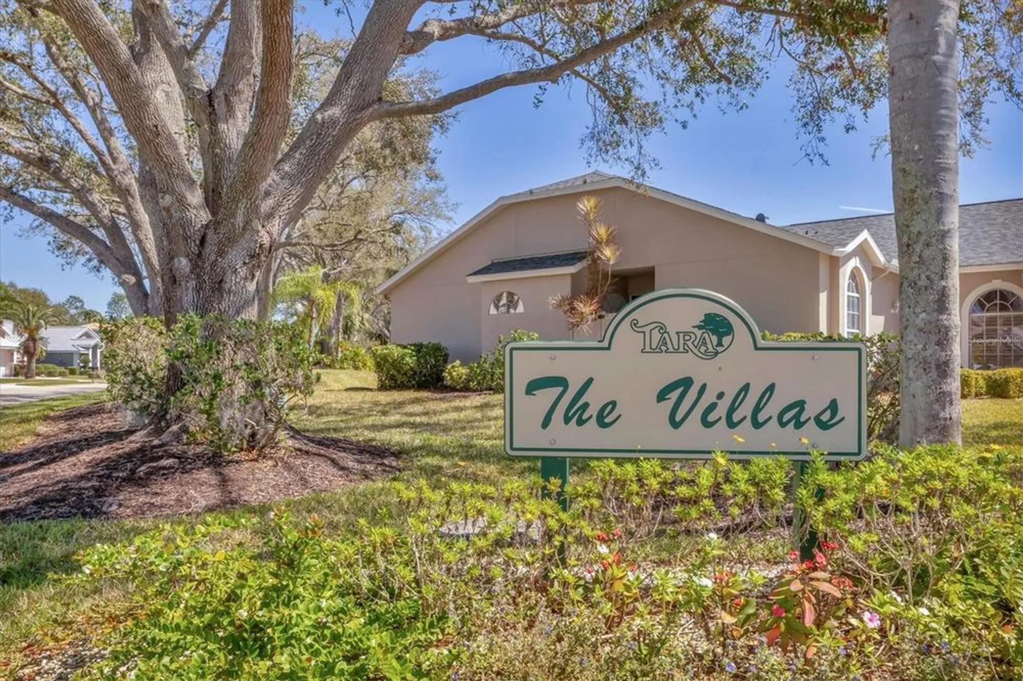 Property Slideshow image 35 of 50 | 6907 stoneywalk ct, Bradenton, FL, 34203