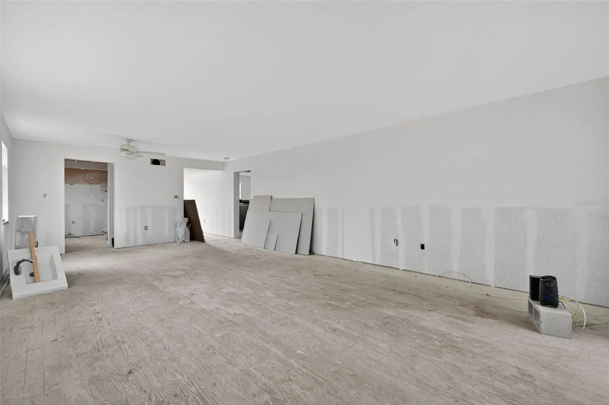 Property Slideshow image 7 of 44 | 2 causeway blvd 101, Dunedin, FL, 34698