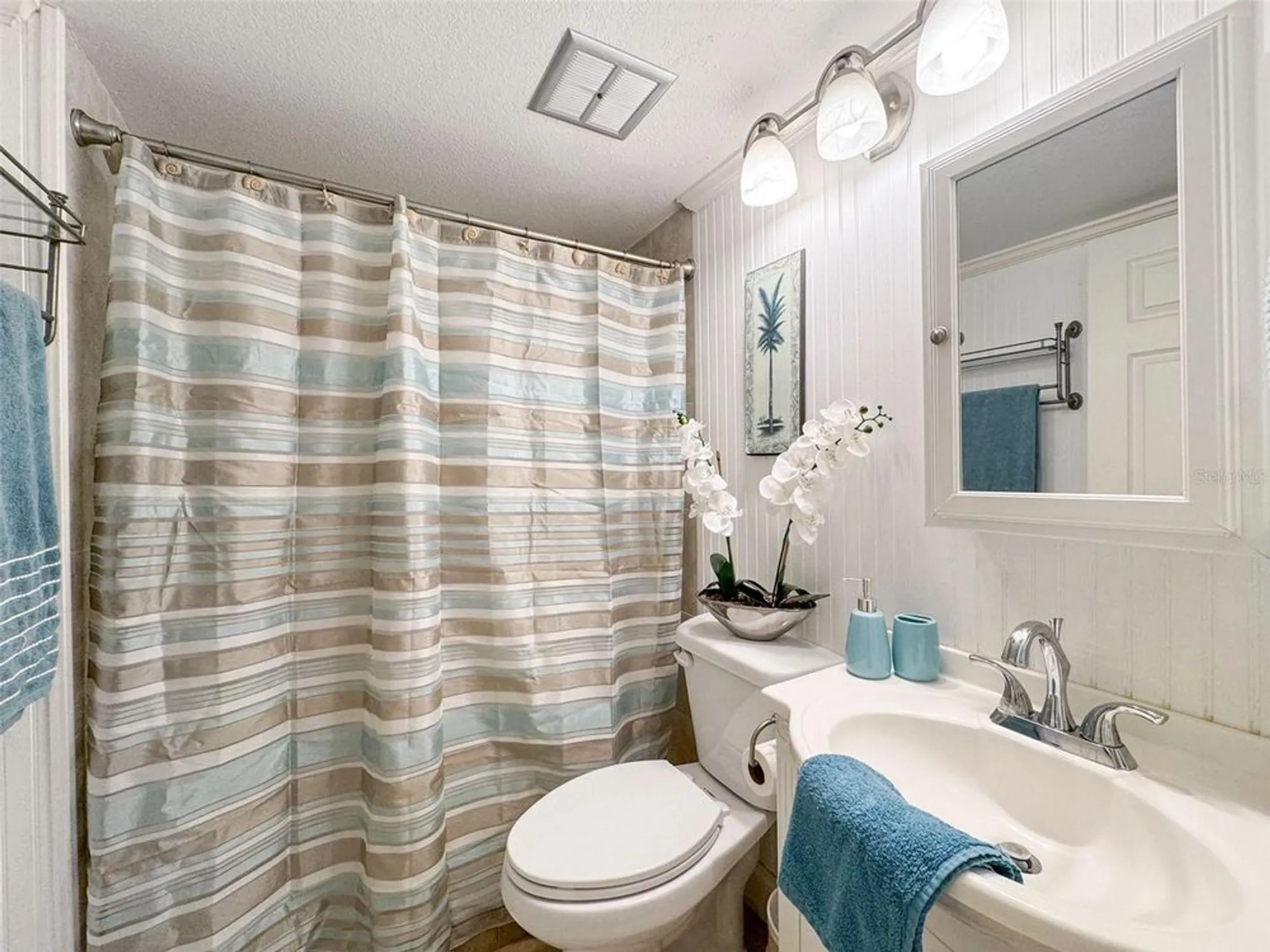 Property Slideshow image 17 of 58 | 18304 gulf blvd 217, Redington Shores, FL, 33708