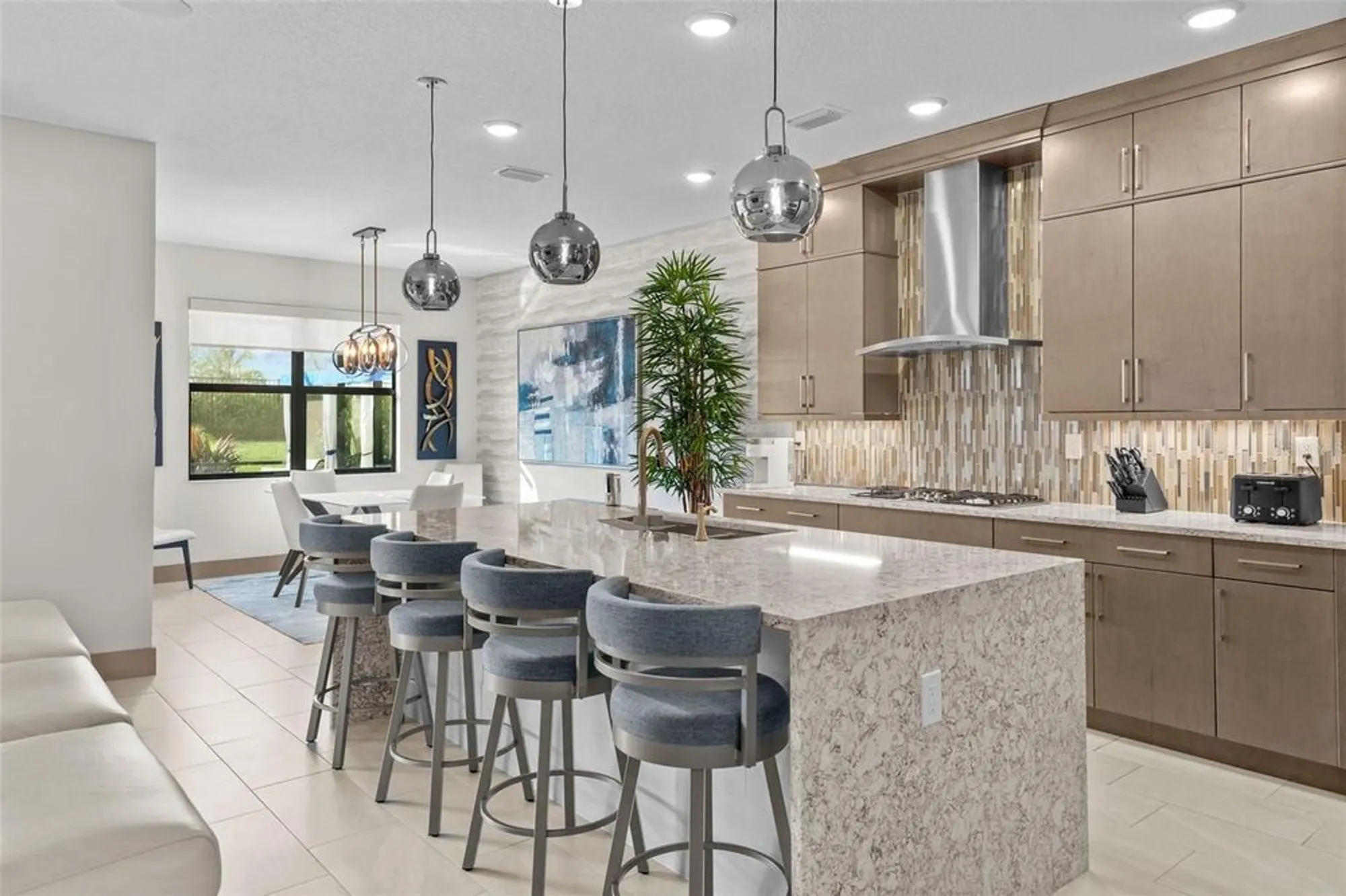 Property Slideshow image 7 of 50 | 17702 cresswind ter, Bradenton, FL, 34211