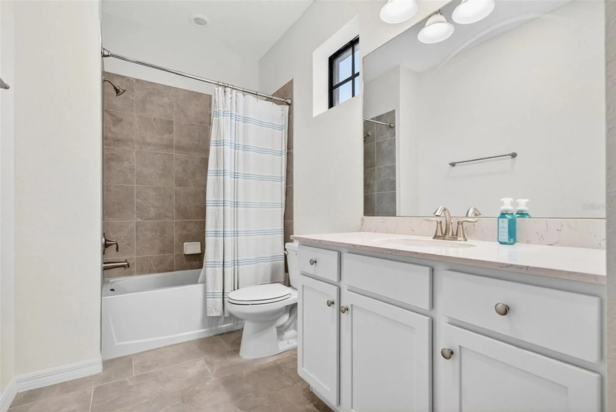 Property Slideshow image 47 of 91 | 10047 crooked creek dr 201, Venice, FL, 34293