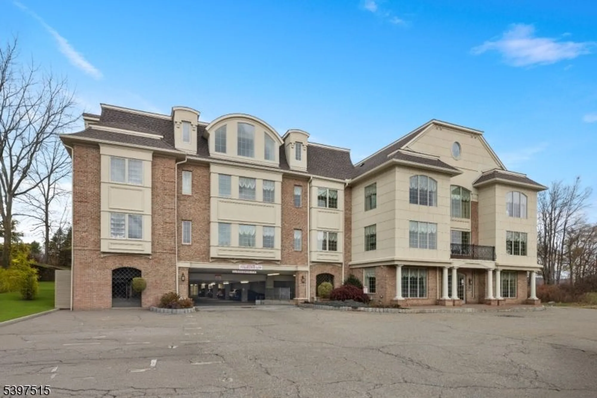 Property Slideshow image 28 of 29 | 16 main st d7, Sparta, NJ, 07871