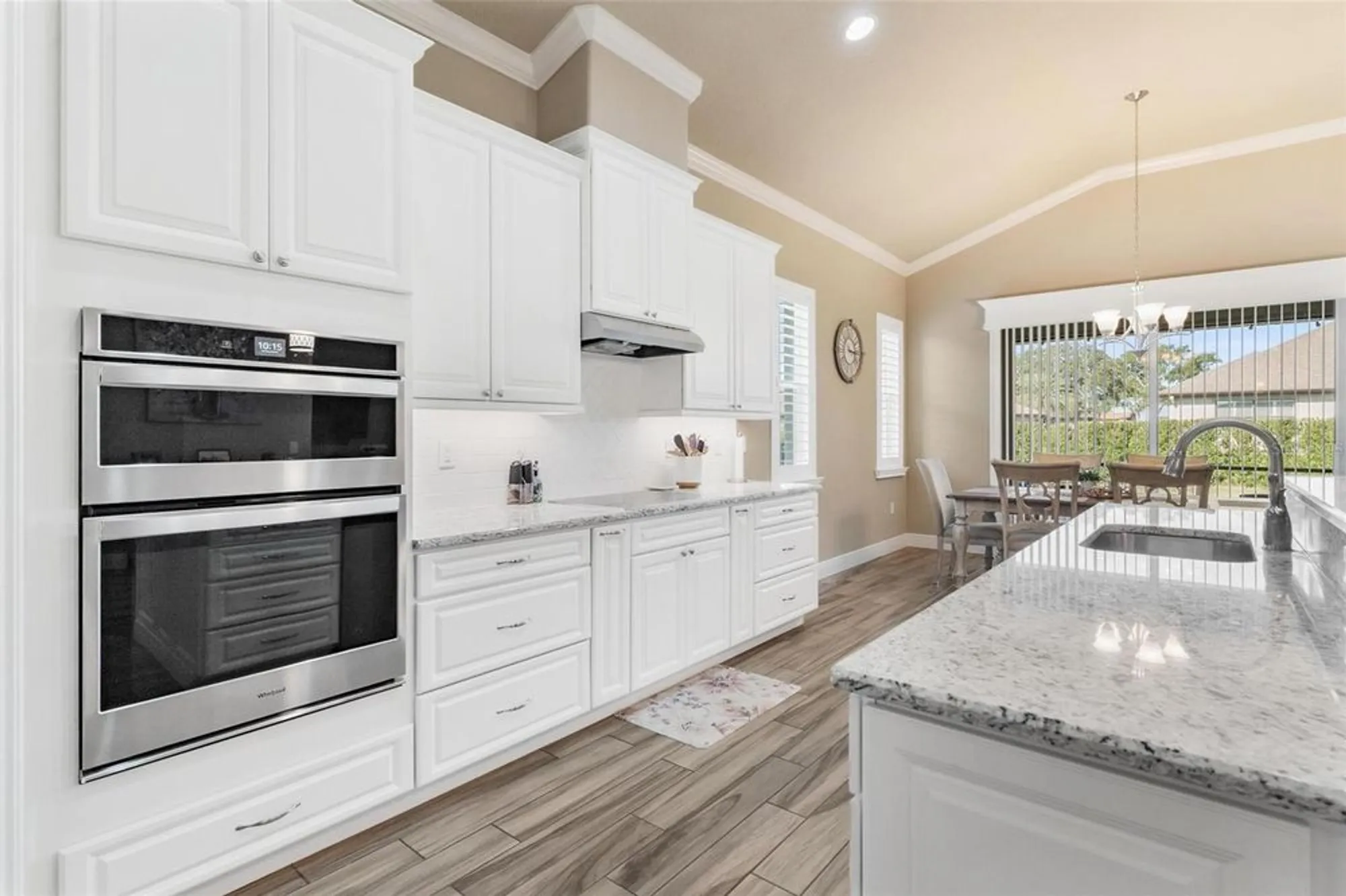 Property Slideshow image 13 of 46 | 39517 hillrise ln, Lady Lake, FL, 32159