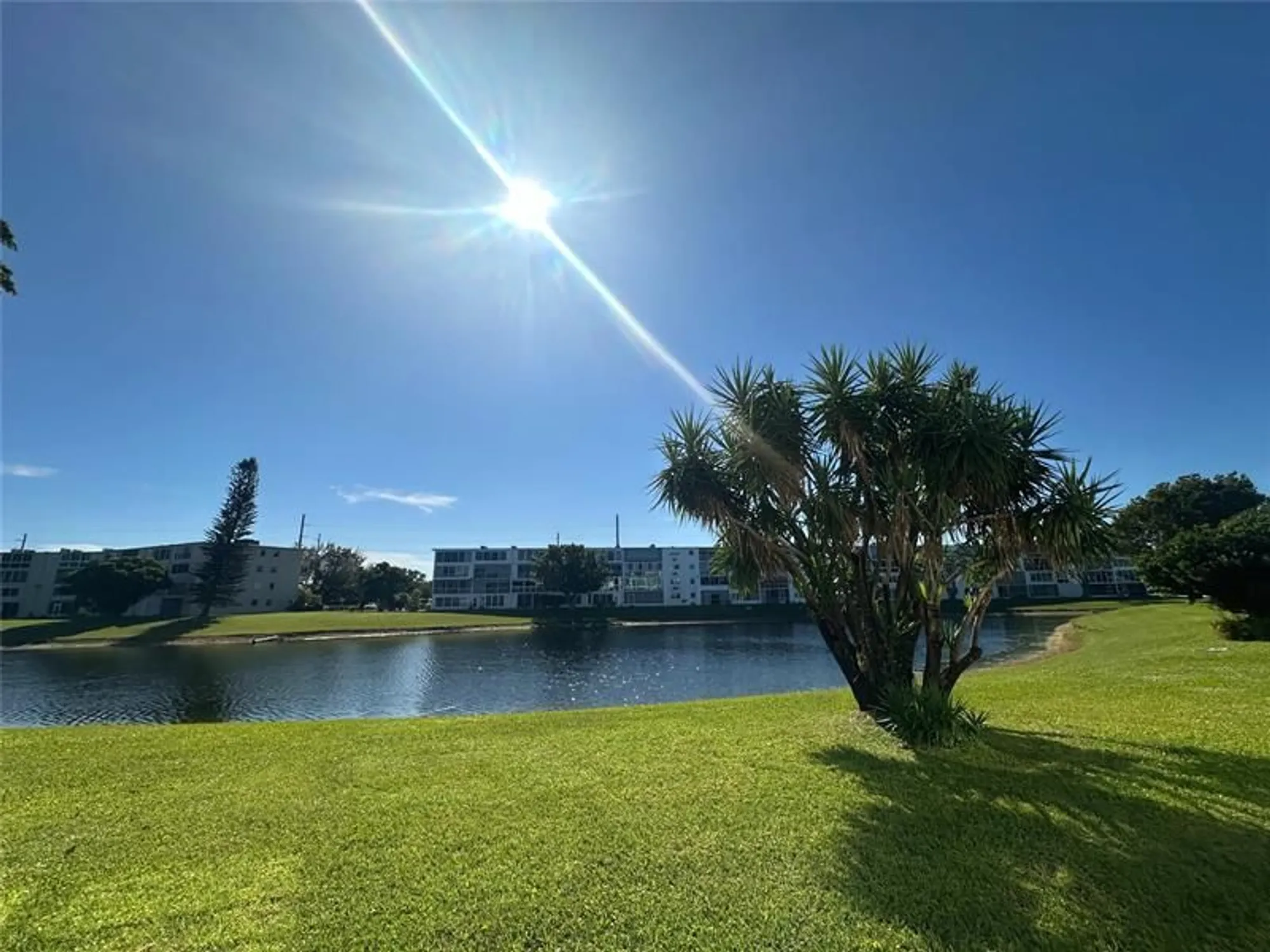 Property Slideshow image 1 of 40 | 1009 harwood c # 1009, Deerfield Beach, FL, 33442