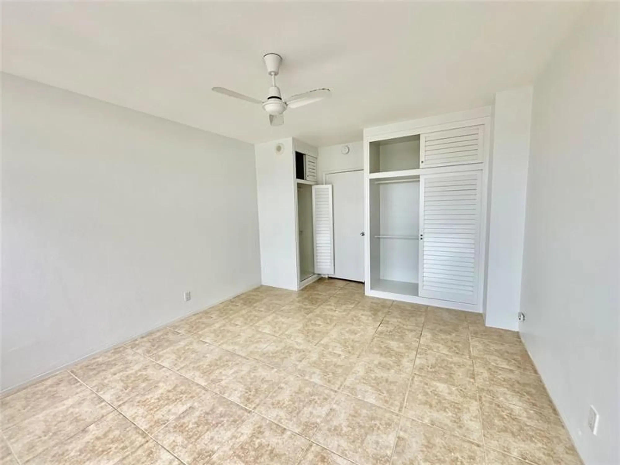 Property Slideshow image 26 of 45 | 3200 ne 36th st apt 1412a, Fort Lauderdale, FL, 33308