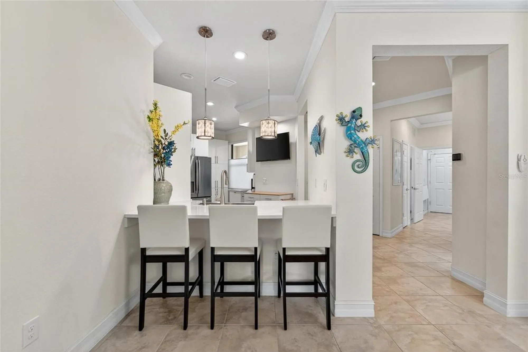 Property Slideshow image 23 of 72 | 420 cedar falls dr, Apollo Beach, FL, 33572